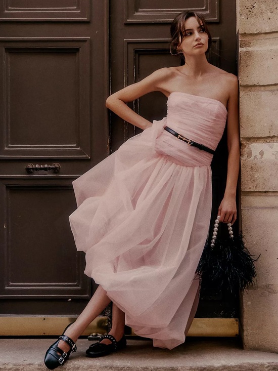 Mare Mare Dresses & Skirts - MARE MARE TULLE MIDI (L)